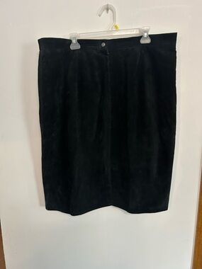 Classic Black Suede Midi Skirt
